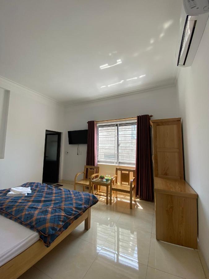 Nha Nghi Manh Binh Bed & Breakfast Hai Phong Exterior foto