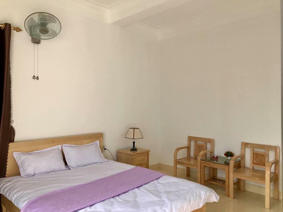 Nha Nghi Manh Binh Bed & Breakfast Hai Phong Exterior foto